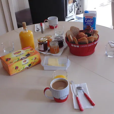 D'hotes, Soiree Etape Bed & Breakfast