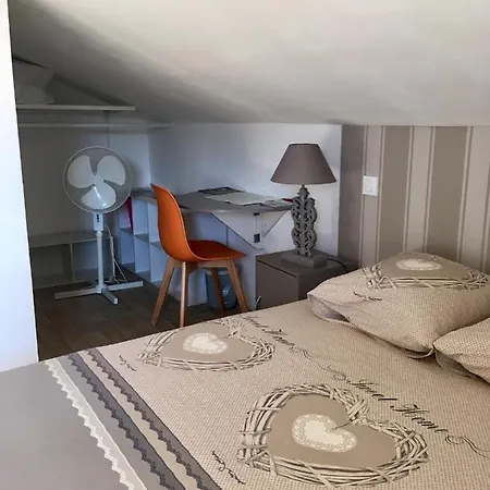 D'hotes, Soiree Etape Bed & Breakfast Evron
